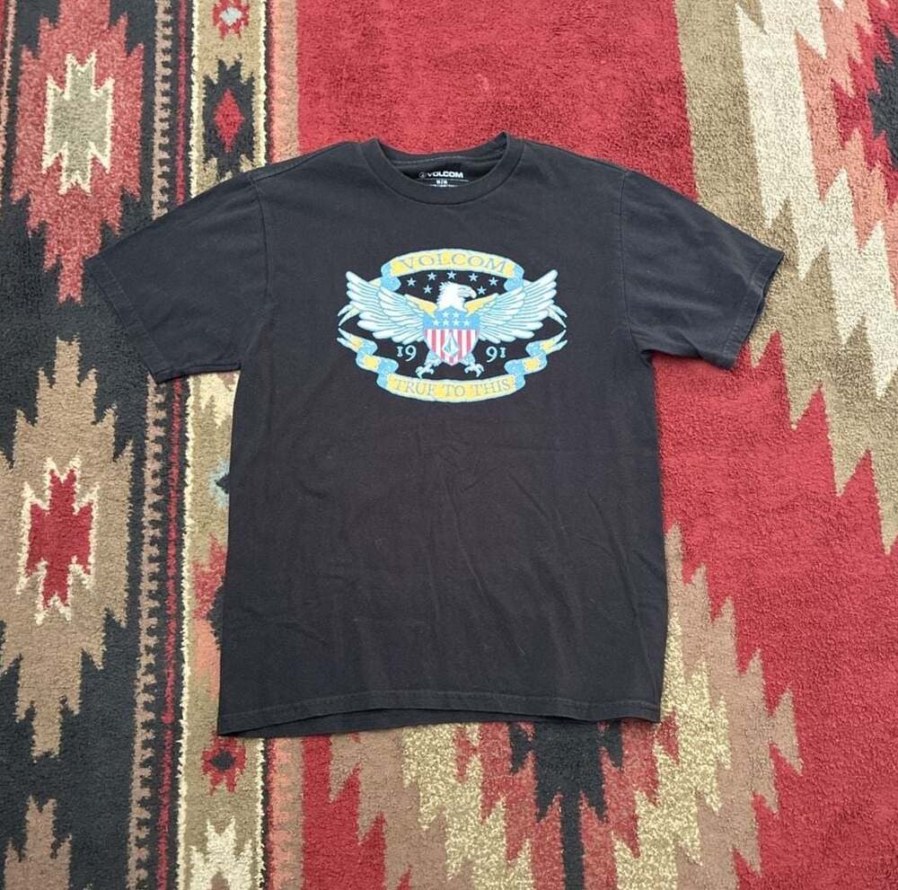 Volcom Statue Short Sleeve Men's Tee shirt Black M NWT